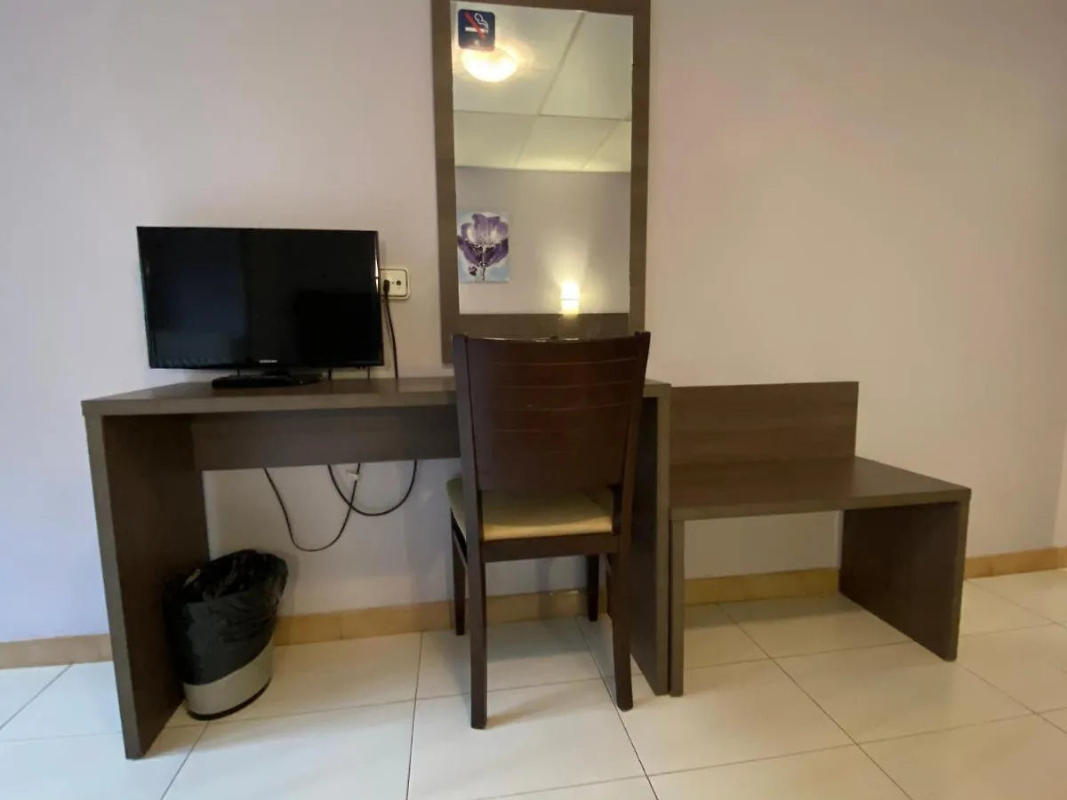Somriu Hotel City M28 Andorra la Vella 2*,  Andorra