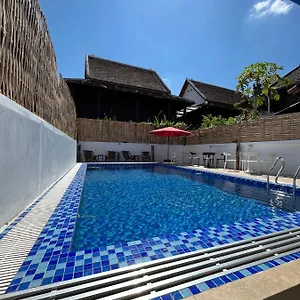 little-friendly-guest-house-and-swimming-pool.hotelsluangprabang.com/