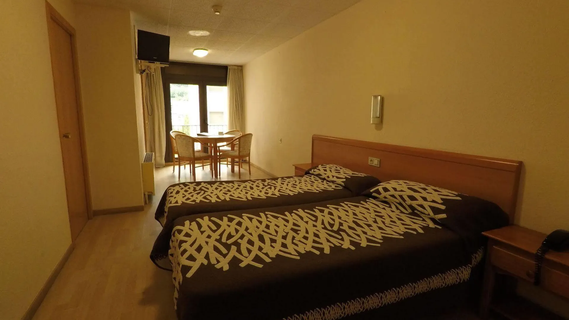 Somriu Hotel City M28 Andorre-la-Vieille